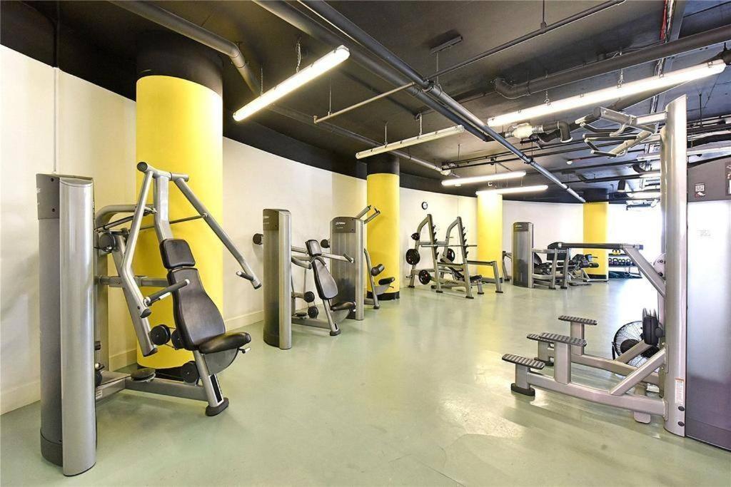 3br Near Excel, O2 & Airport! Appartamento
